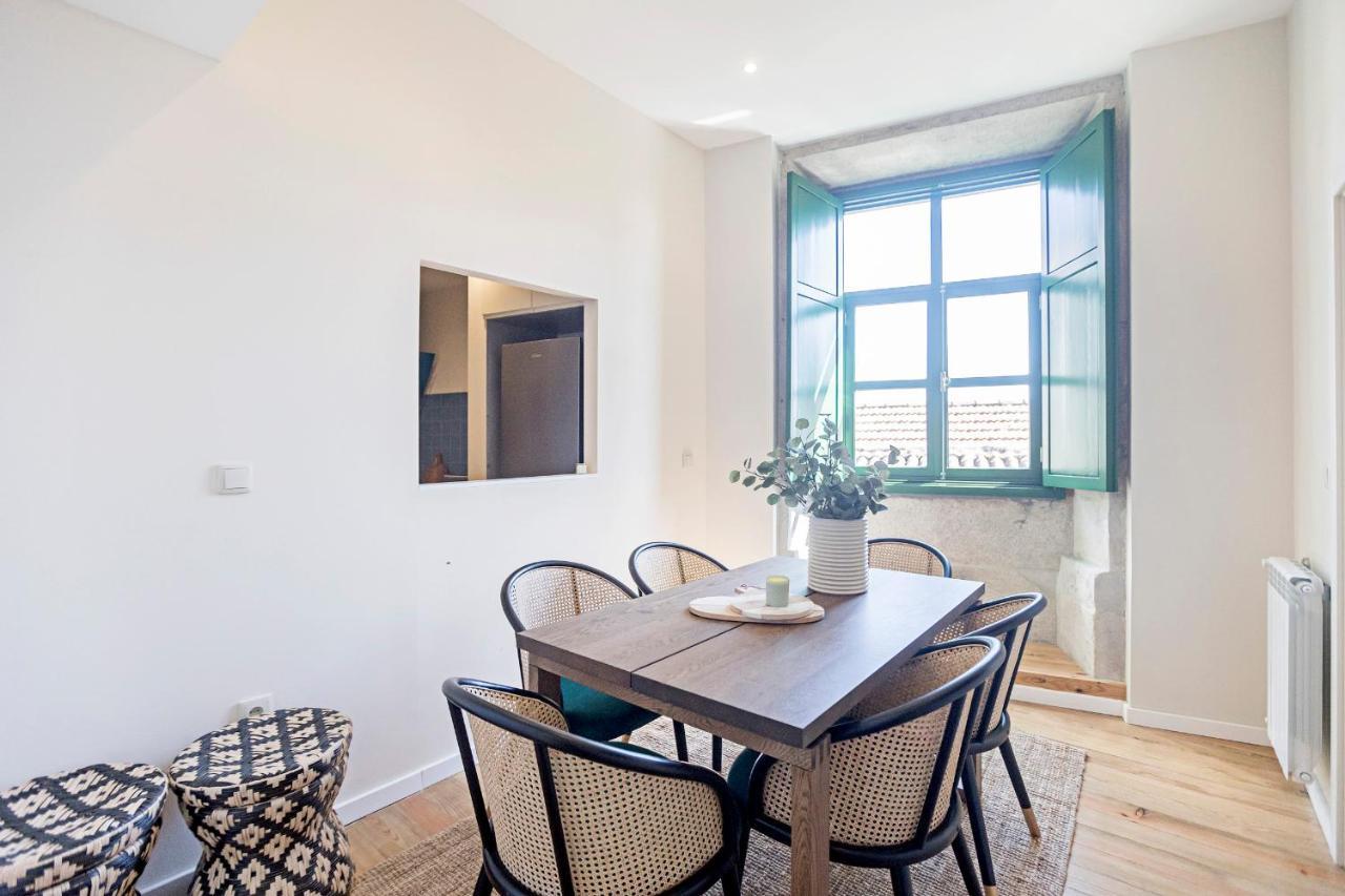 Brand New 4Br W/ 200Yrs Of History In Central Porto By Lovelystay ภายนอก รูปภาพ
