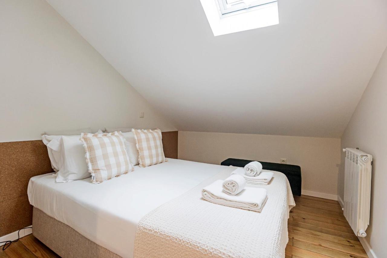 Brand New 4Br W/ 200Yrs Of History In Central Porto By Lovelystay ภายนอก รูปภาพ