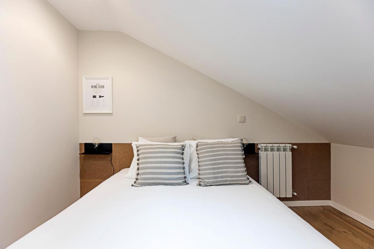 Brand New 4Br W/ 200Yrs Of History In Central Porto By Lovelystay ภายนอก รูปภาพ